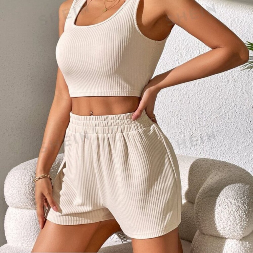 EXCELLENT CONDITION | SUPER SOFT WHITE CREAM ELASTIC TRACK SHORTS | RIB KNIT | H - Picture 4 of 7